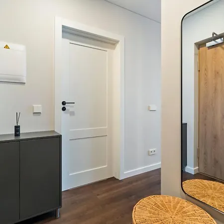 Apartment Cozy Near Ozas I Vilnius